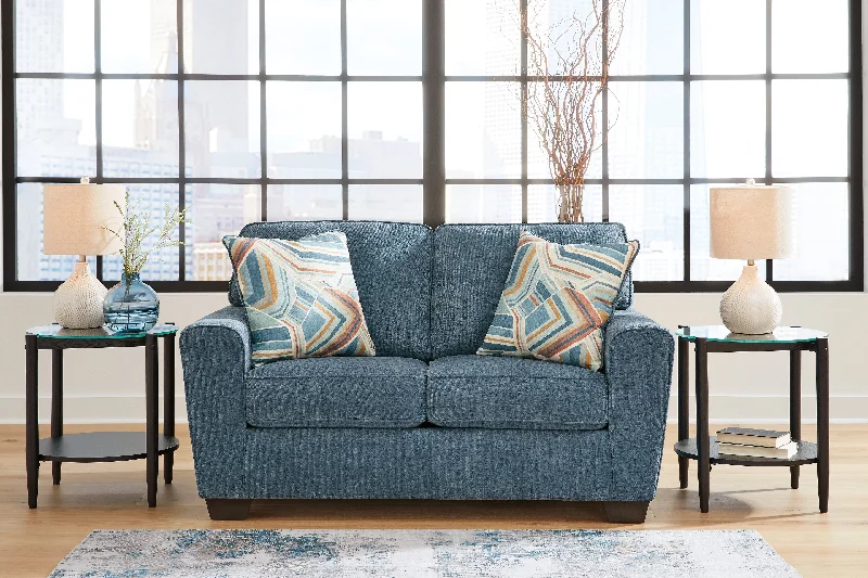 Cashton Blue Loveseat