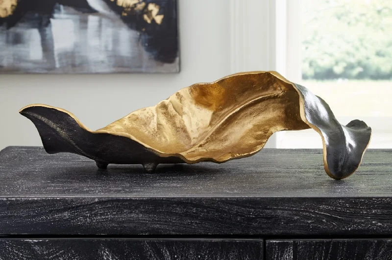 Black/Gold Finish Melinda Sculpture by Ashley Furniture